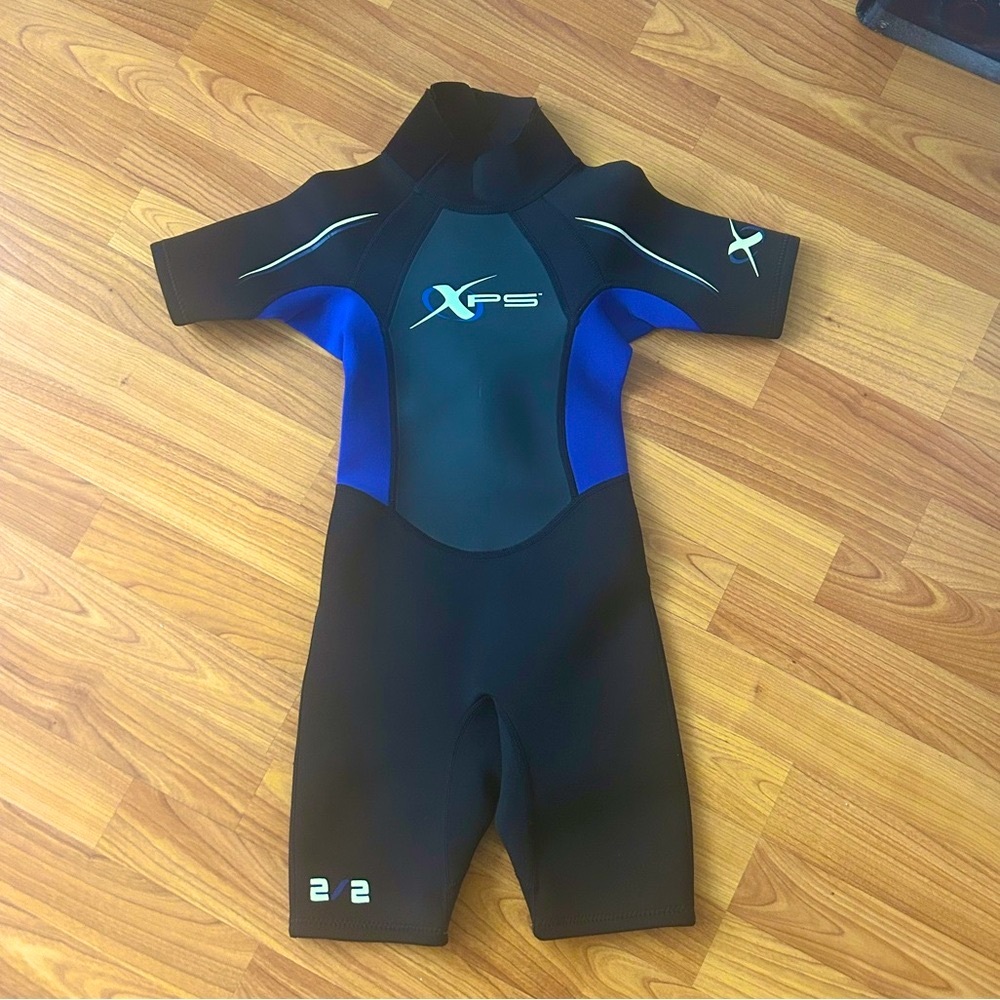 Kids XS Neoprene wetsuit for youth xs short sleeve shorts wet suit